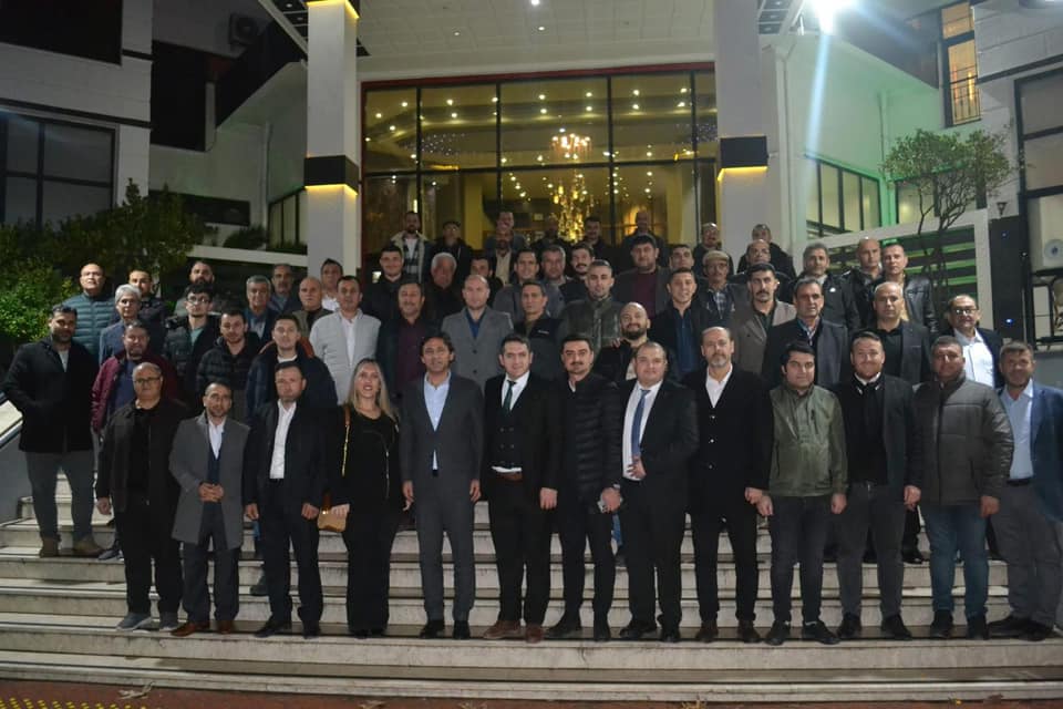 Gecemiz Selendi , Gündüzümüz Selendi, İşimiz Selendi ,Gücümüz Selendi, Sevdamız Selendi
